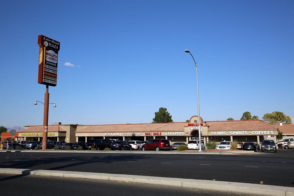 Lake Mead Plaza - Las Vegas